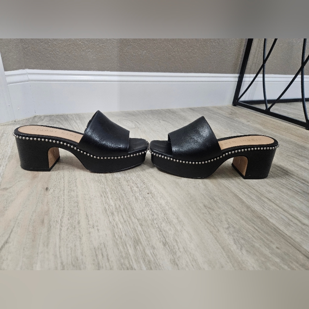 Gianni Bini Black Studded Platform Mules Size 7 - Picture 2 of 10